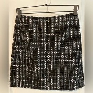 LOFT Outlet - Tweed Pencil Skirt - Size 2. Color: Black, blue and white.